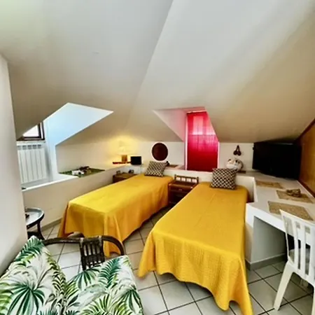 Tocco Vicino Al Mare Balestrate