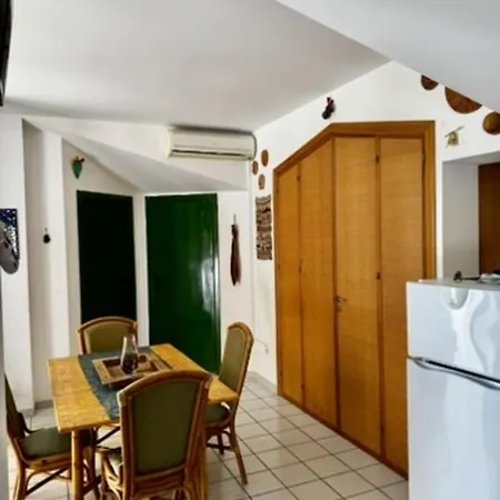 Tocco Vicino Al Mare Apartment