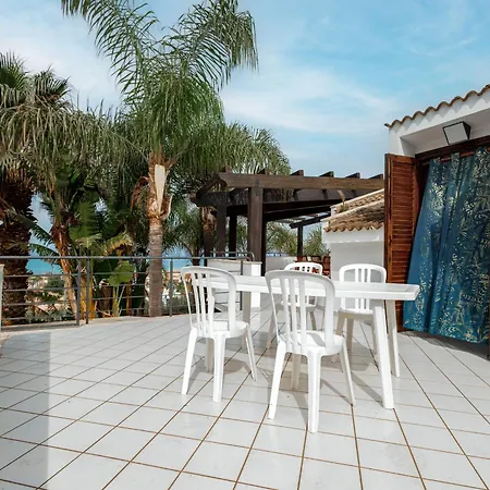 Tocco Vicino Al Mare Lejlighed